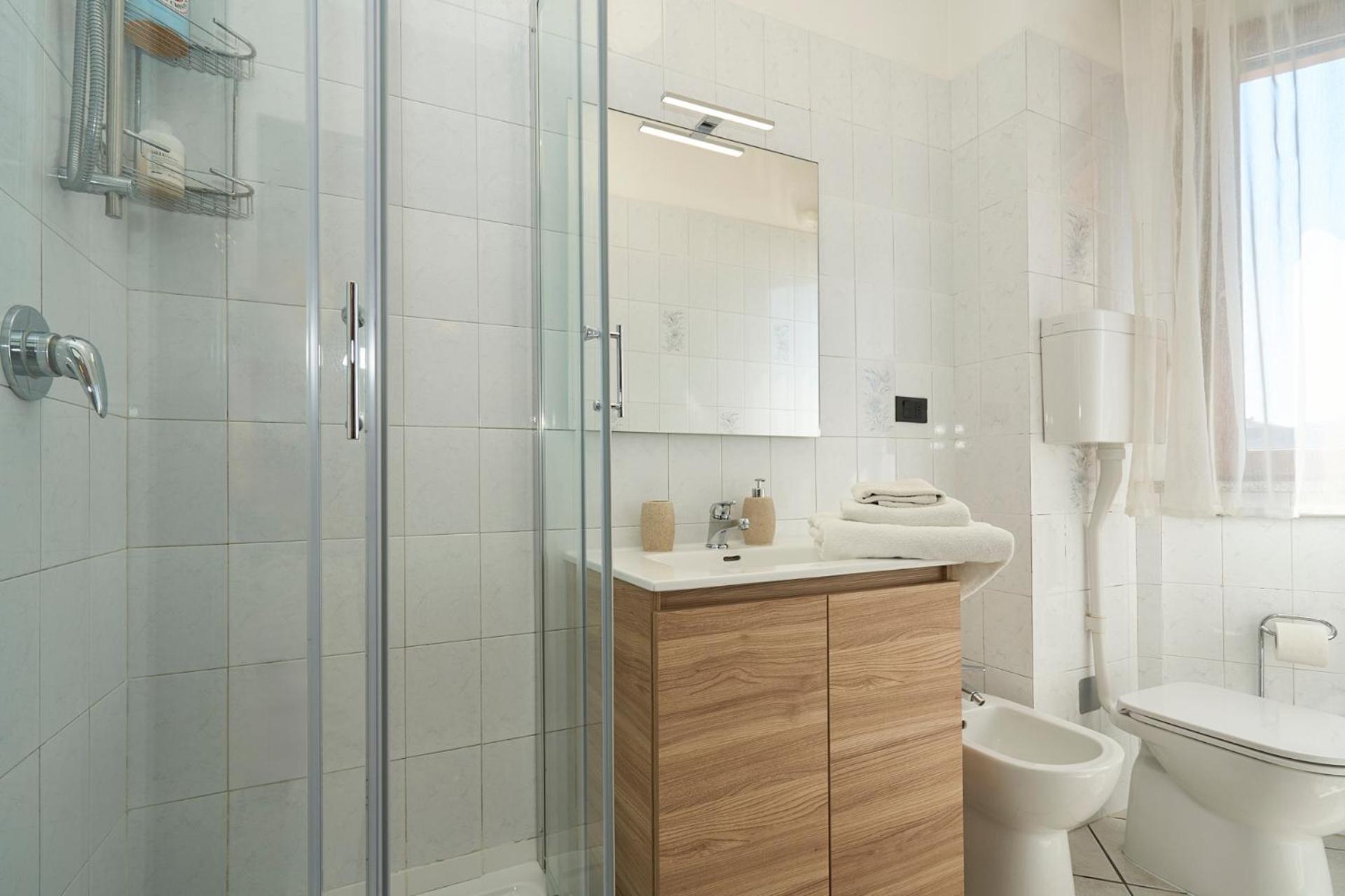 -Luminosa 5 Stars With Balcony- Wifi Netflix 15 Minutes From Duomo Apartment Milan Exterior photo