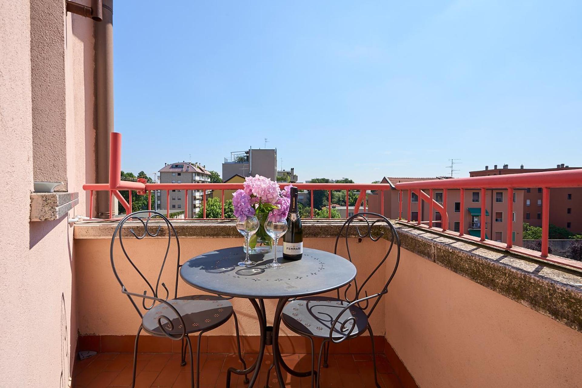 -Luminosa 5 Stars With Balcony- Wifi Netflix 15 Minutes From Duomo Apartment Milan Exterior photo