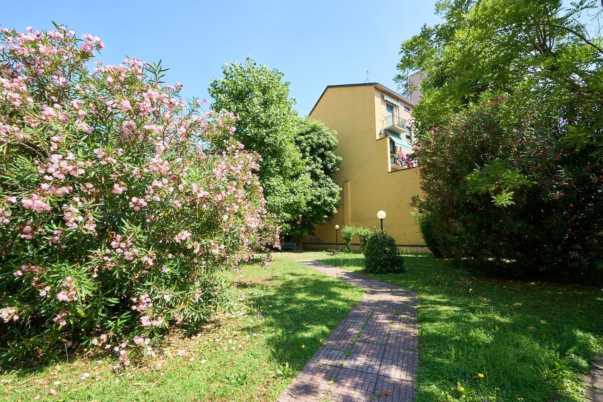 -Luminosa 5 Stars With Balcony- Wifi Netflix 15 Minutes From Duomo Apartment Milan Exterior photo